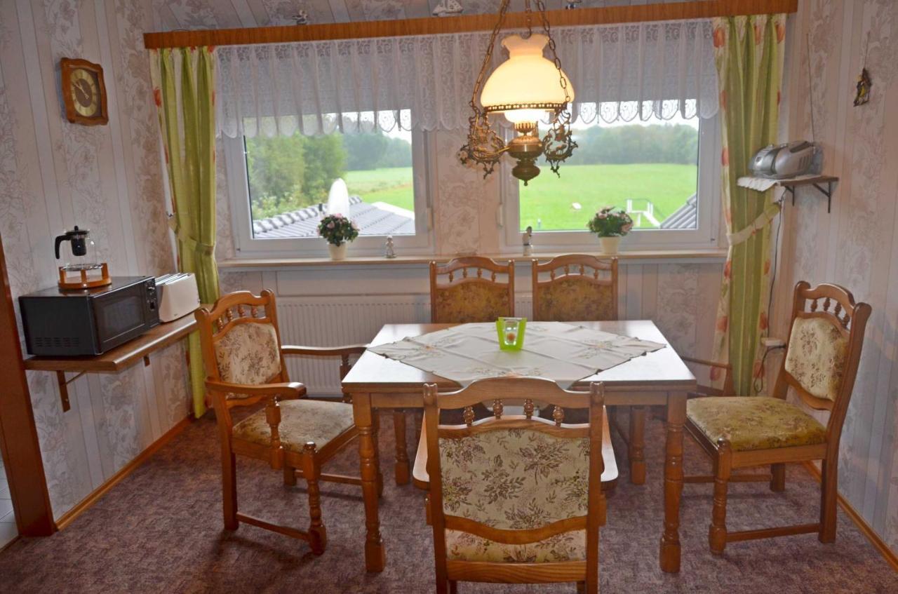 Ferienwohnung Kleinhaus, 95008 Rhauderfehn Ngoại thất bức ảnh